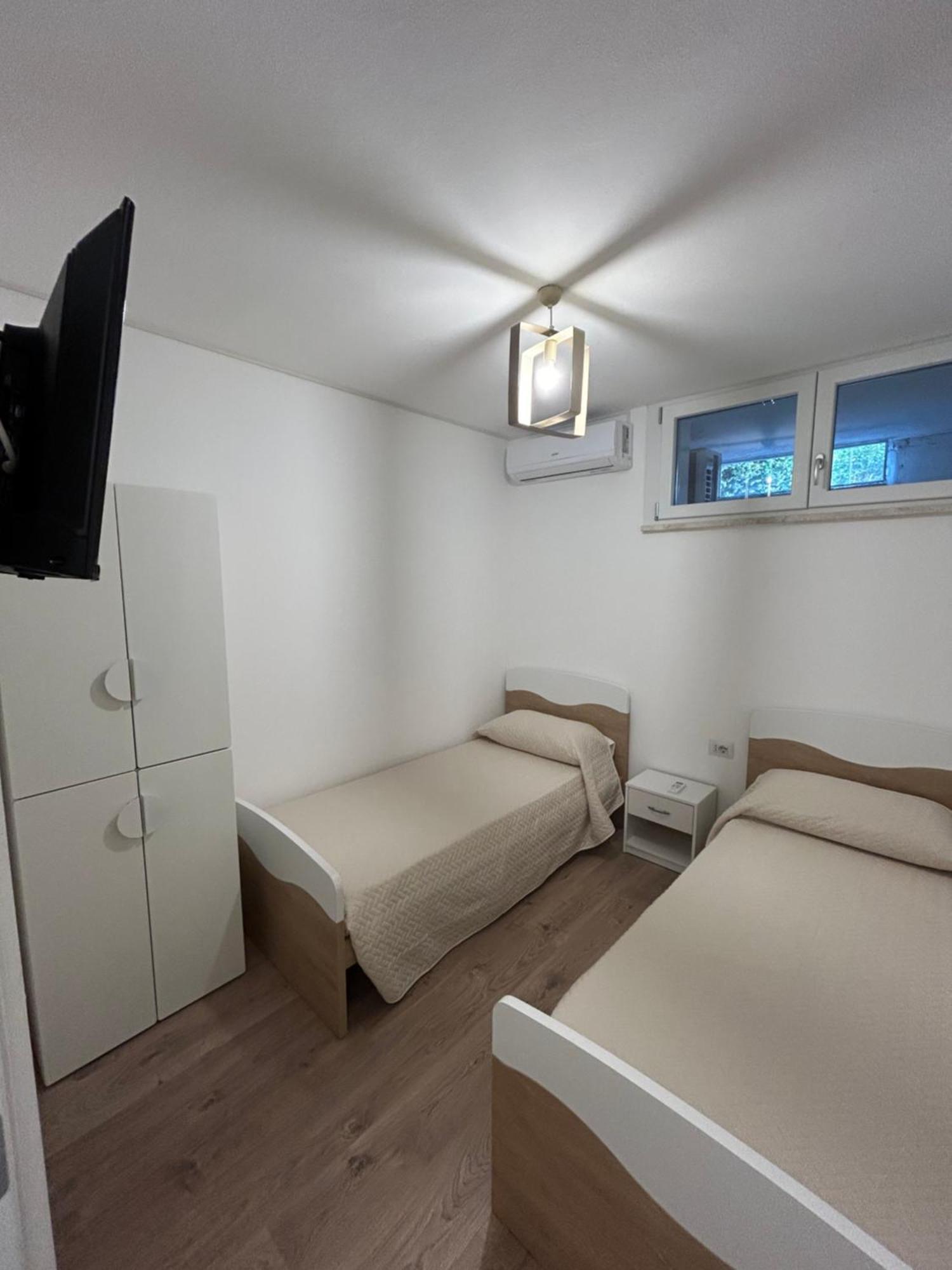 Nura'S - Casa Azzurra Seaside Apartment Алгеро Екстериор снимка